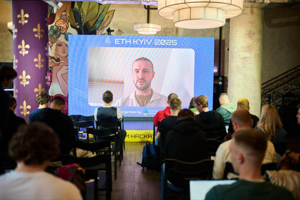 400 TPS与"手机上的以太坊"：Vitalik Buterin和Tomasz K. Stańczak在ETHKyiv 2025发布重磅消息